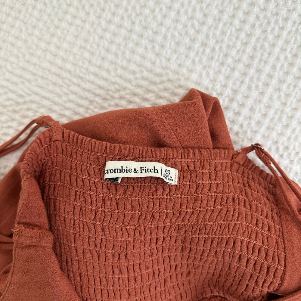 Abercrombie & Fitch Rust colored jumpsuit